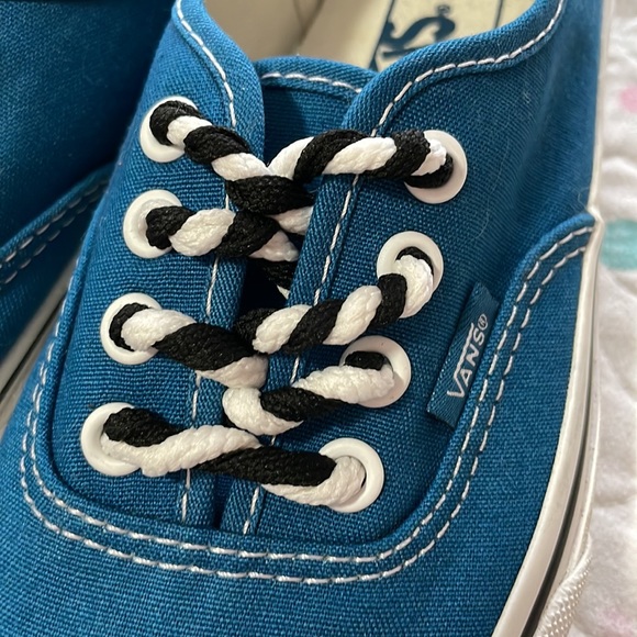 CUSTOM LACED VANS SIZE 5.5 TEAL/BLUE - Picture 5 of 14